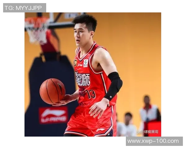 郭艾伦领衔中国男篮新征程展现实力与风采的精彩时刻